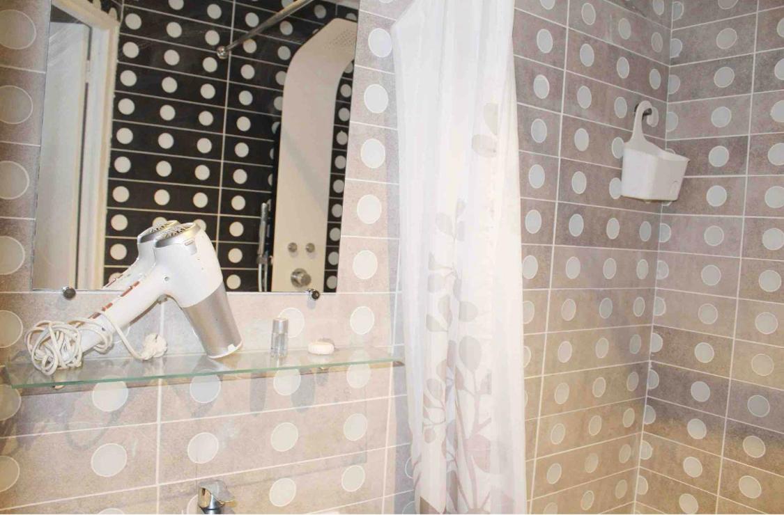 Appartements Meublees A Cote De L'Aeroport Marseille Provence Marignane Exteriér fotografie